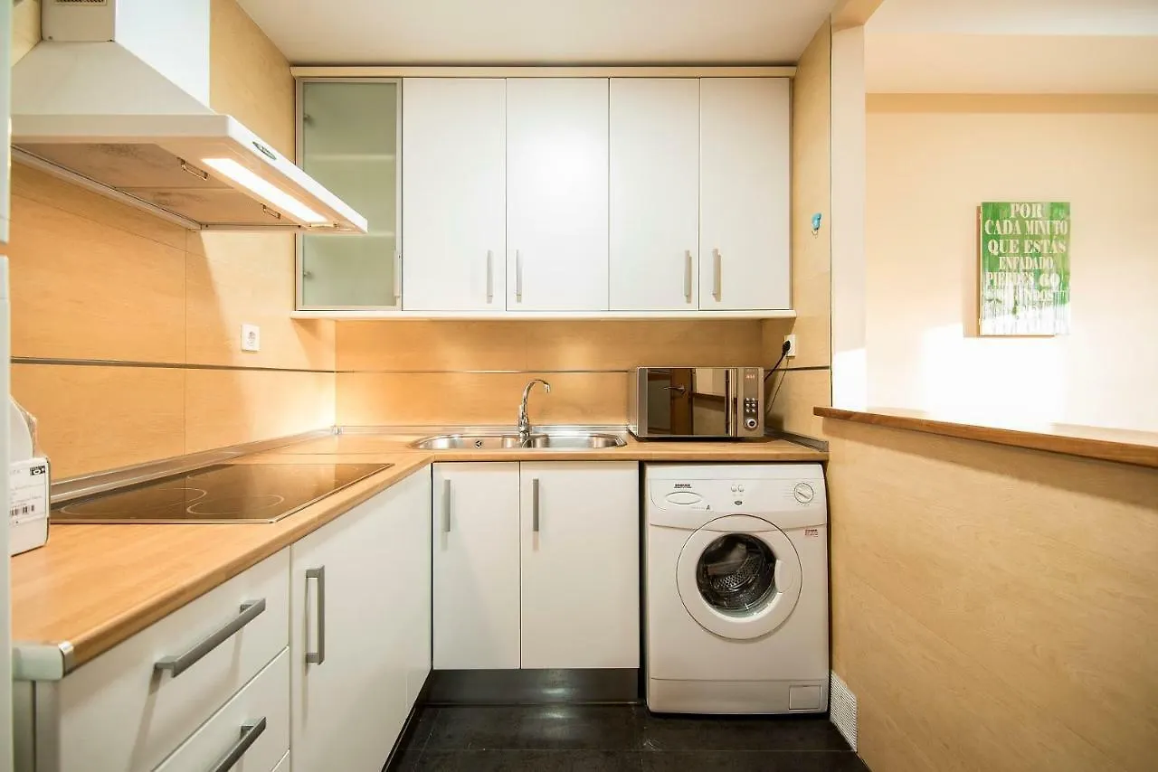 Enjoygranada Emir 3F - Pool, Gym & Free Parking Apartment 0*, Granada